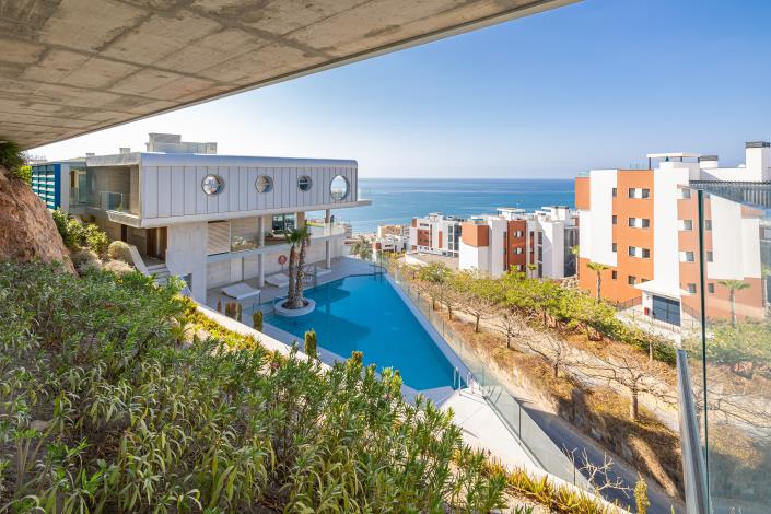 Image No.28-3 Bed Apartment for sale