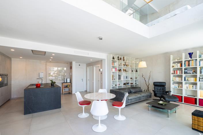 Image No.5-3 Bed Penthouse for sale