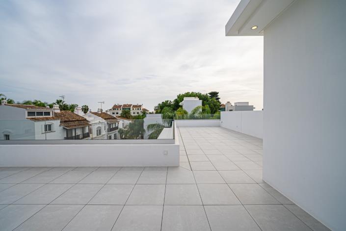 Image No.29-4 Bed Villa for sale