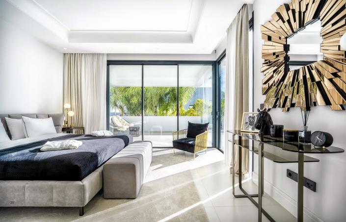 Image No.7-4 Bed Villa for sale