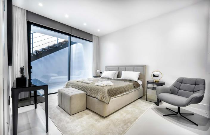 Image No.12-4 Bed Villa for sale