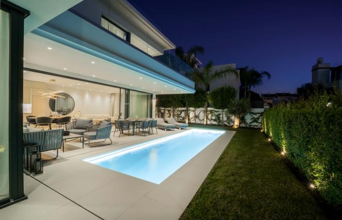 Image No.24-4 Bed Villa for sale