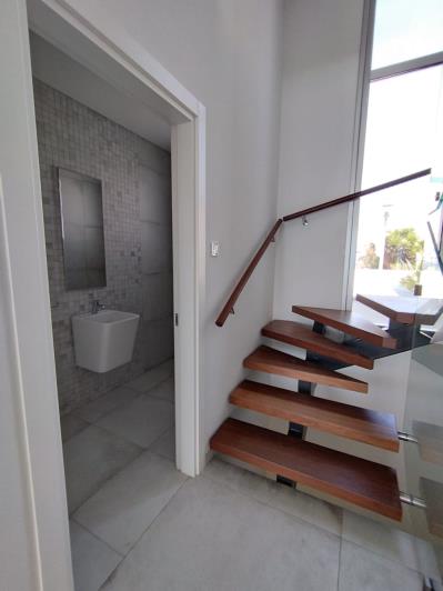 Image No.31-4 Bed Villa for sale