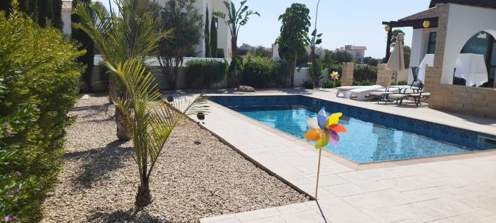 Image No.2-2 Bed Bungalow for sale