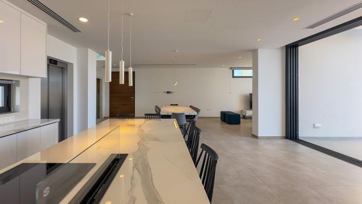 Image No.32-4 Bed Villa / Detached for sale