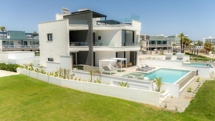 Image No.2-4 Bed Villa / Detached for sale