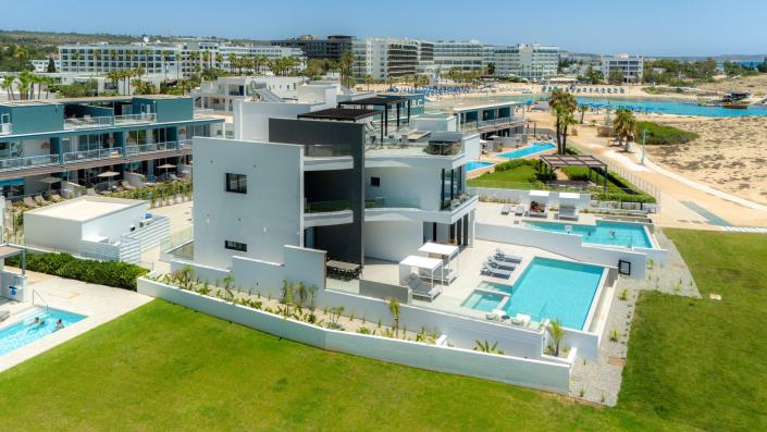 Image No.6-4 Bed Villa / Detached for sale