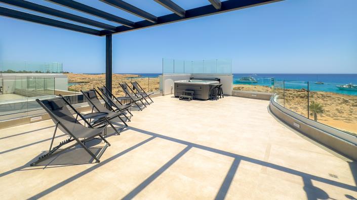 Image No.13-4 Bed Villa / Detached for sale