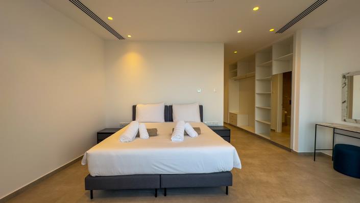 Image No.52-4 Bed Villa / Detached for sale