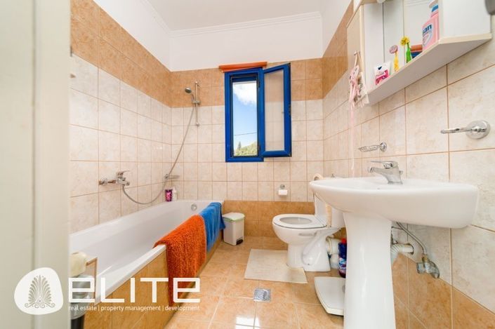 Image No.18-2 Bed Villa for sale