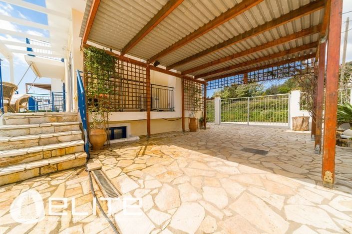 Image No.29-2 Bed Villa for sale