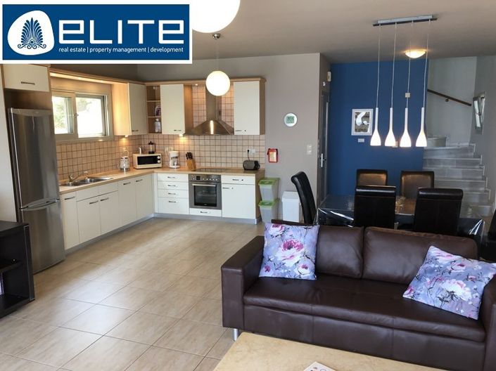 Image No.6-Villa for sale