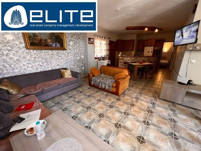 Image No.9-2 Bed House for sale