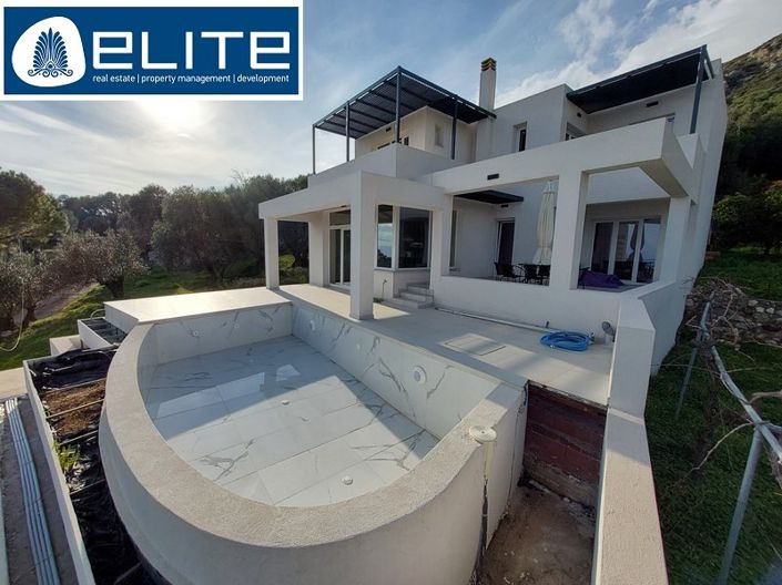 Image No.5-4 Bed Villa for sale