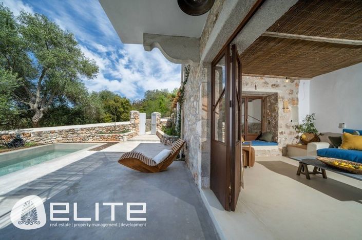 Image No.3-2 Bed Villa for sale