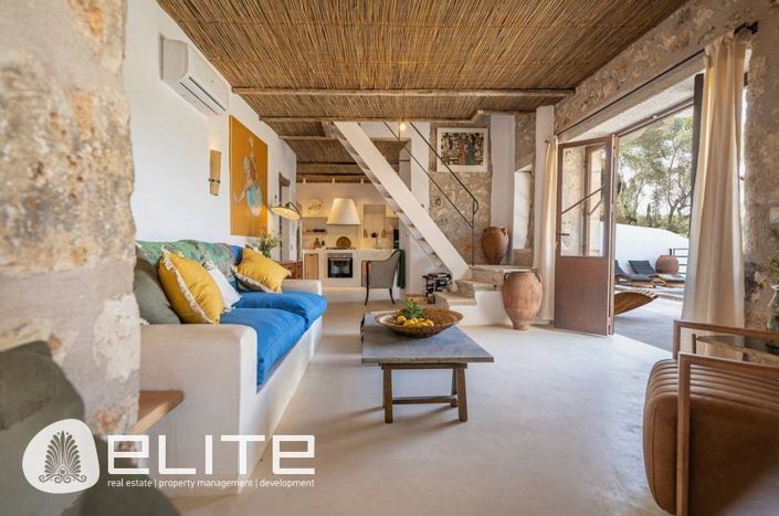 Image No.4-2 Bed Villa for sale