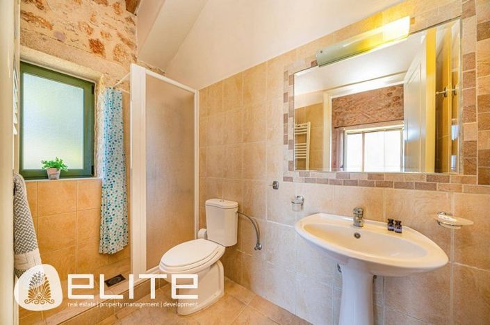 Image No.12-4 Bed Villa for sale