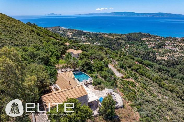 Image No.4-4 Bed Villa for sale