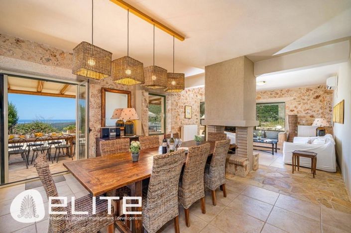 Image No.6-4 Bed Villa for sale