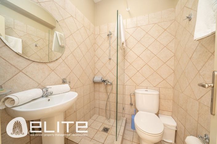 Image No.10-4 Bed Villa for sale