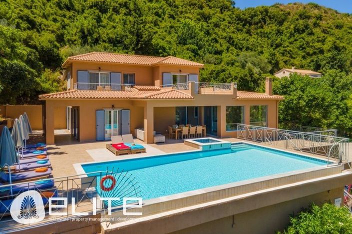 Image No.2-4 Bed Villa for sale