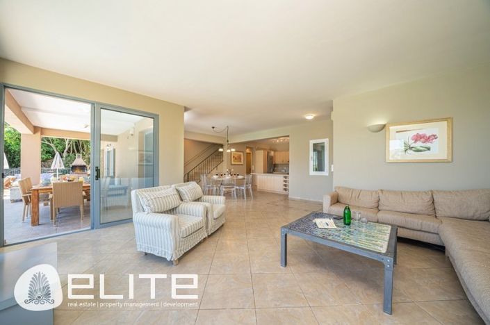 Image No.6-4 Bed Villa for sale