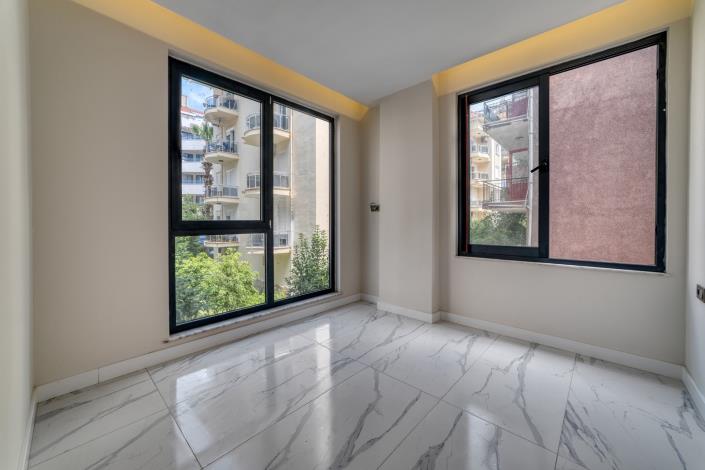 Image No.3-2 Bed Apartment for sale