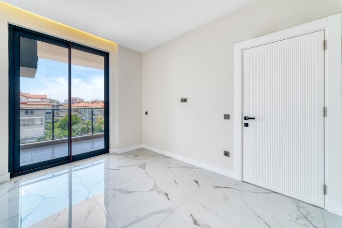 Image No.51-1 Bed Apartment for sale