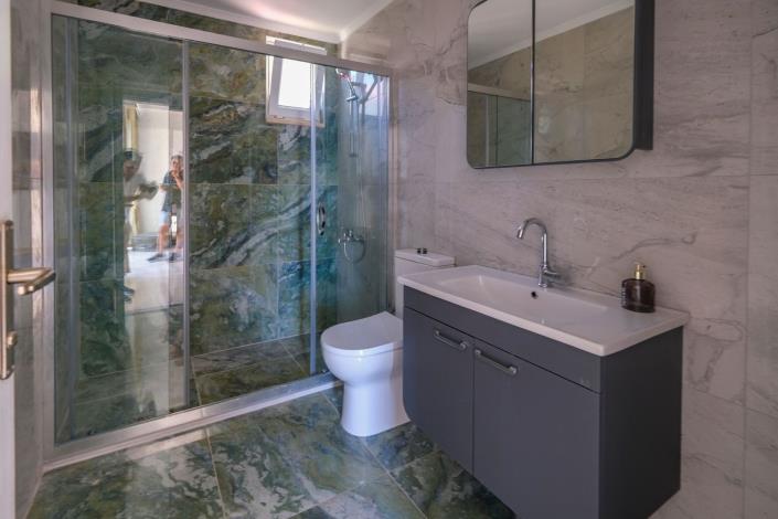 Image No.27-3 Bed Apartment for sale