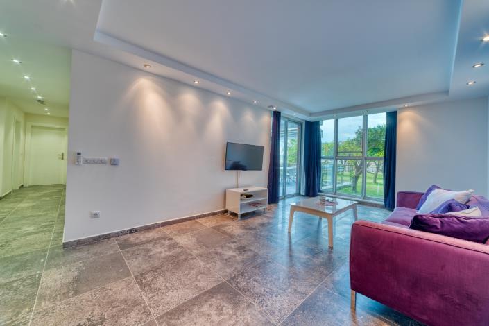 Image No.8-3 Bed Apartment for sale