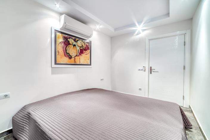 Image No.19-3 Bed Apartment for sale