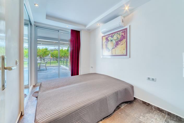 Image No.36-3 Bed Apartment for sale