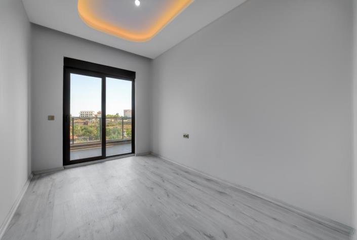 Image No.18-2 Bed Apartment for sale