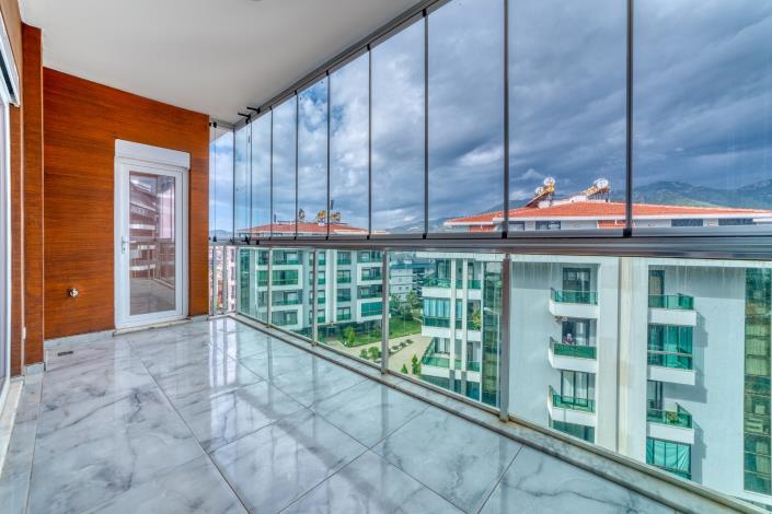 Image No.10-1 Bed Apartment for sale