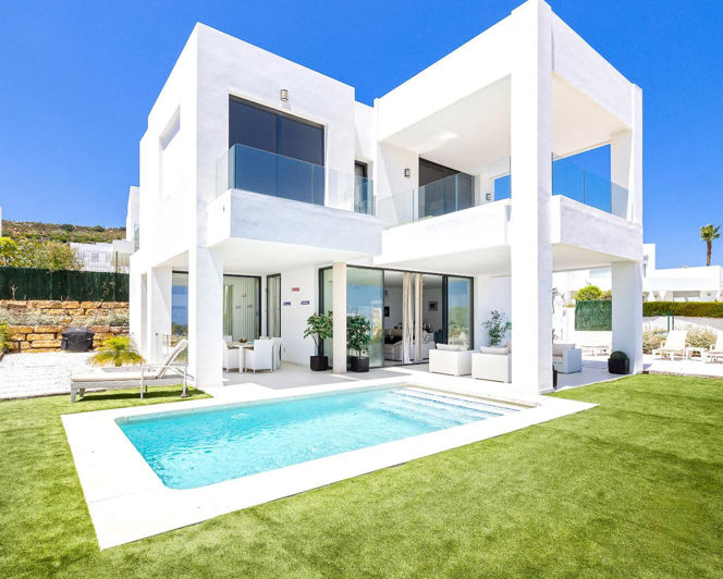 Image No.1-4 Bed Villa for sale