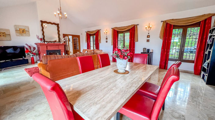 Image No.15-4 Bed Villa for sale