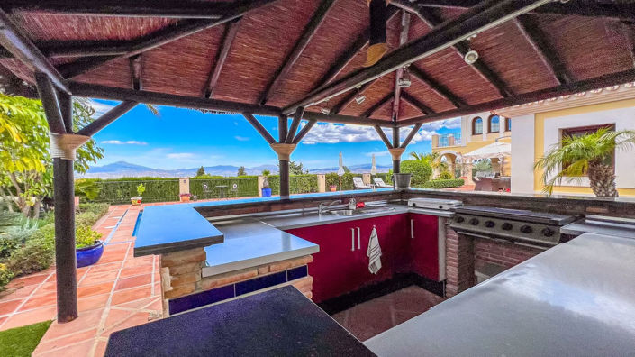 Image No.6-4 Bed Villa for sale