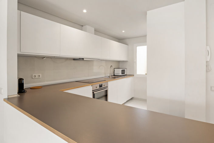 Image No.10-2 Bed Apartment for sale