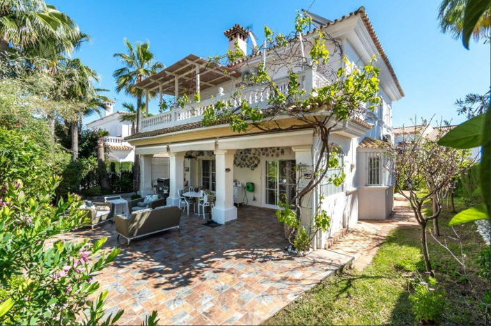 Image No.3-4 Bed Villa for sale