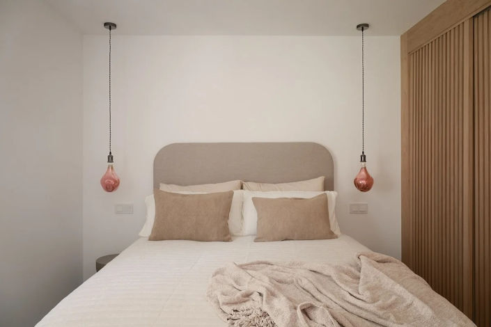 Image No.19-4 Bed Townhouse for sale