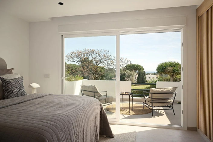 Image No.9-4 Bed Townhouse for sale