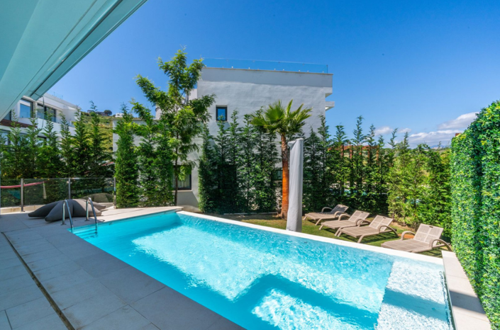 Image No.3-4 Bed Villa for sale