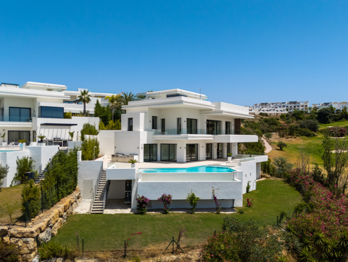 Image No.10-4 Bed Villa for sale