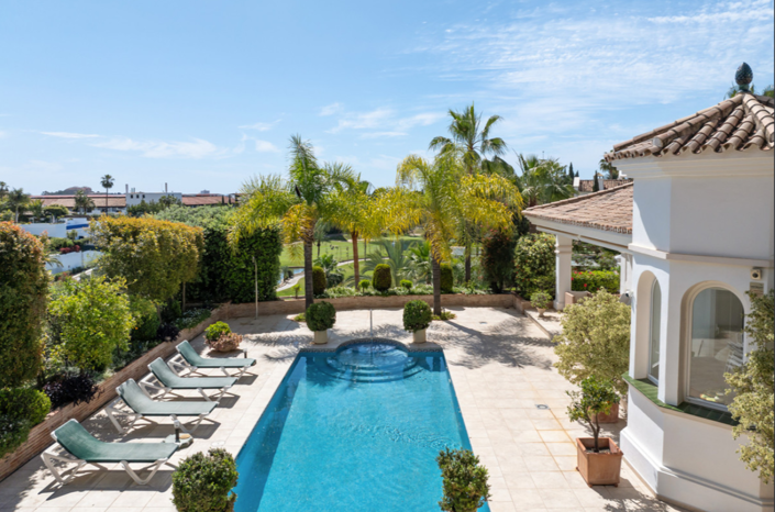 Image No.1-4 Bed Villa for sale