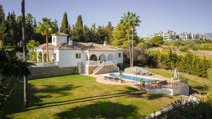 Image No.1-5 Bed Villa for sale