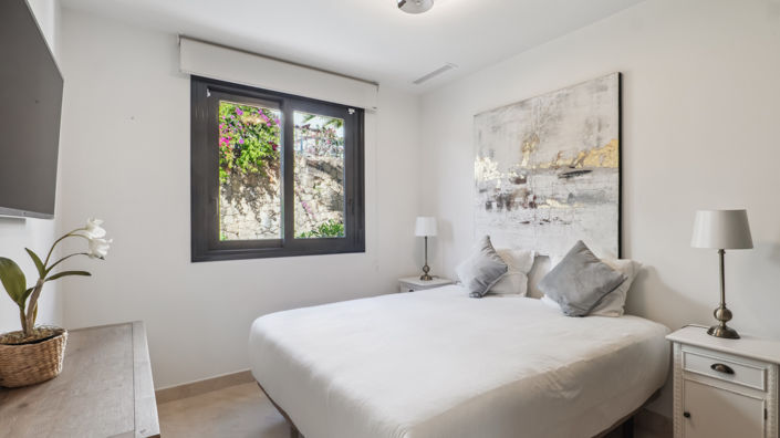 Image No.12-3 Bed Townhouse for sale