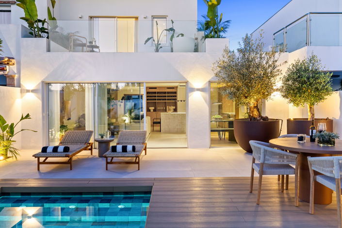 Image No.1-3 Bed Villa for sale