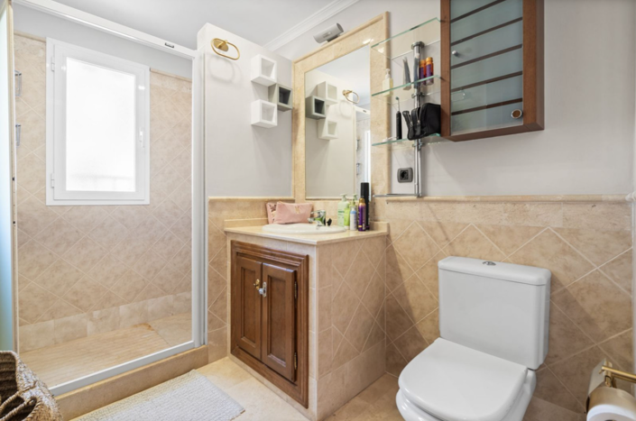 Image No.24-5 Bed Villa for sale