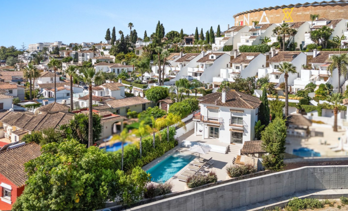 Image No.3-5 Bed Villa for sale