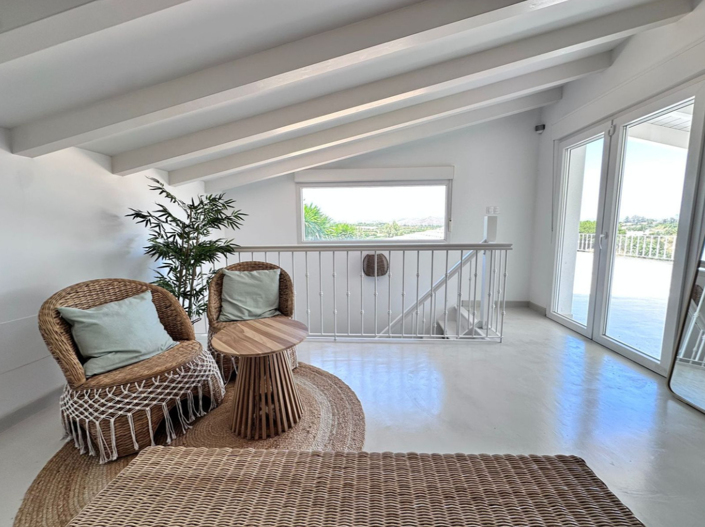 Image No.18-3 Bed Villa for sale